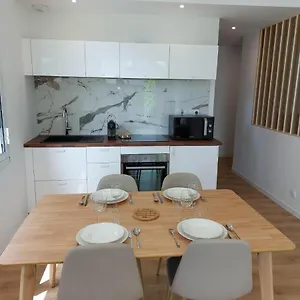 La Bompard 48m2 Coeur De Avec Terrasse Rodez